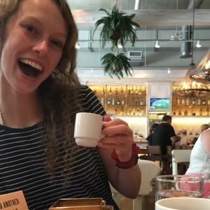 Meet your Posher, Anna